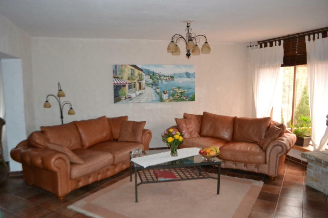 Apartment Edelweiss Egsdorf Exteriör bild